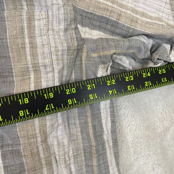 Columbia Mens Shirt XL Casual Short Sleeve Button-Up Shirt Beige Gray Pinstriped - Picture 4 of 11